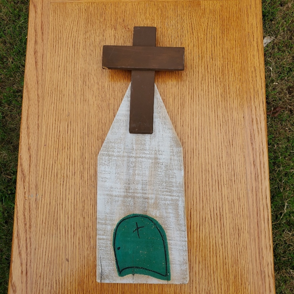 Farmhouse Wooden Church Decor
